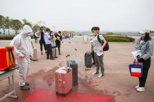 四川中職院校成都東星航空旅游專修學(xué)院學(xué)生正式返校