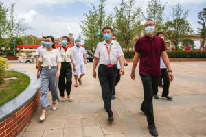 復(fù)課評(píng)估組到四川高職院校天府航空學(xué)院檢查2020開(kāi)學(xué)工作