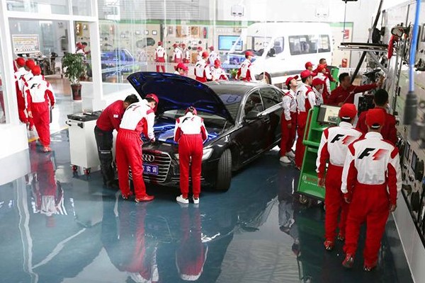 五月花學(xué)校汽車美容專業(yè)