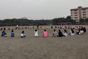成都中職學校四川省針灸學校學生周末活動紀實