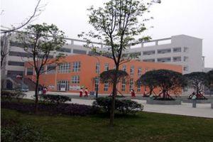 四川中職院校華西衛(wèi)校護理專業(yè)同學(xué)護考培訓(xùn)返校事項