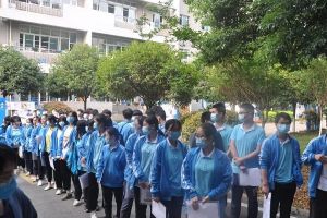 成都中職學(xué)校助力高考 成都電子信息學(xué)校開展健康體檢活動