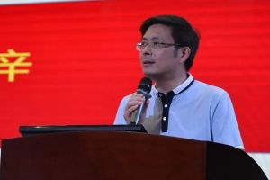 青羊區(qū)未成年人保護宣傳在成都市青蘇職業(yè)中專學校舉行