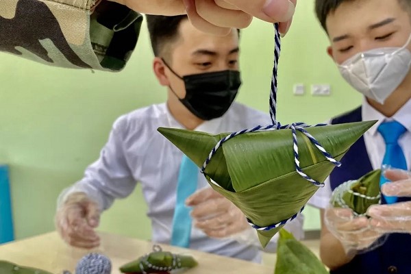 西南航空學(xué)院舉行端午主題活動(dòng)