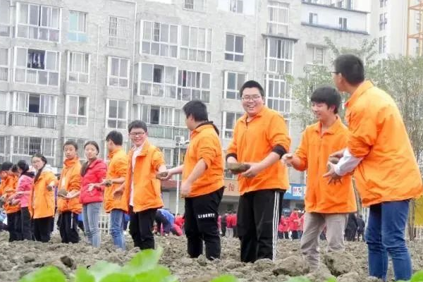 成都華商理工學(xué)校怎么樣