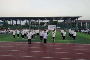 四川五月花技師學院體操比賽圓滿結(jié)束