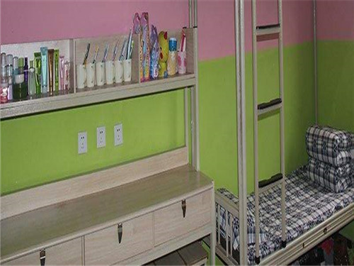 成都希望職業(yè)學校環(huán)境如何