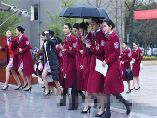 成都東星航空職業(yè)學(xué)校高鐵專業(yè)招生要求有哪些