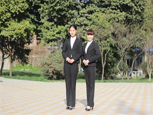 選擇高鐵專業(yè)的注意事項你了解嗎