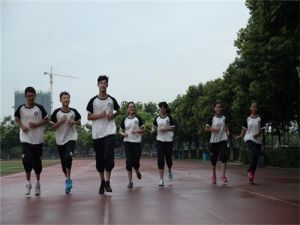 時下女生報考成都職業(yè)學校的熱門專業(yè)