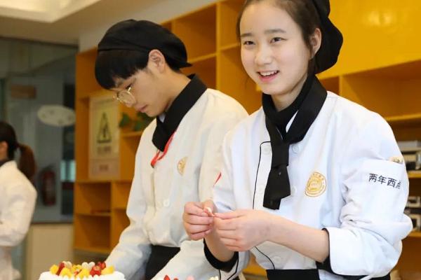 新東方烹飪學(xué)校西點(diǎn)專業(yè)怎么樣