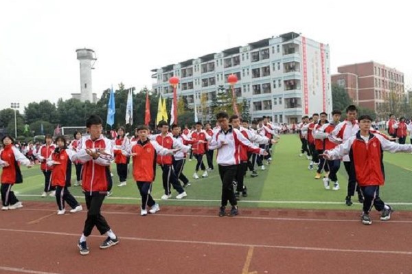 壽安中學舉行冬季田徑運動會