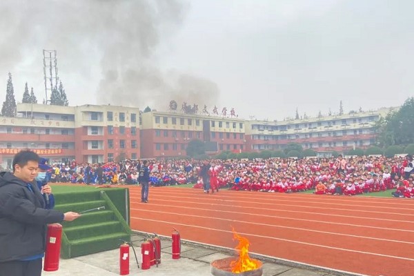 成都文武學(xué)校好不好