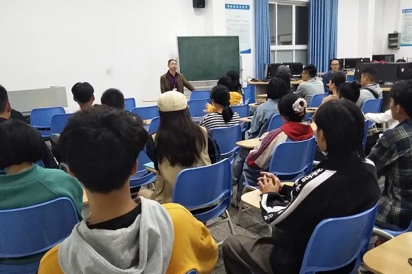 四川礦產(chǎn)機電技師學院好不好
