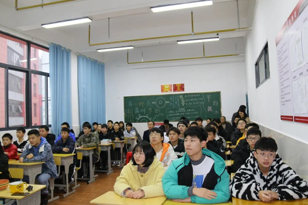 四川師范大學(xué)幼師學(xué)院師資怎么樣
