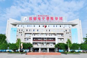 成都電子信息學(xué)校好不好_教學(xué)怎么樣