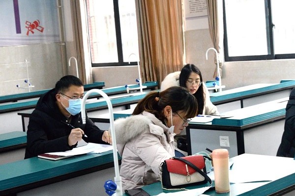 蒲江縣壽安中學校長是誰