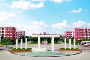 四川托普計(jì)算機(jī)職業(yè)學(xué)校地址_學(xué)校好嗎