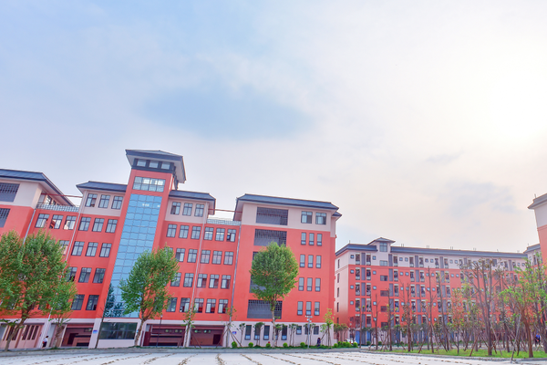 成都廣信數(shù)字技術職業(yè)學校