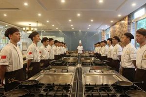 2021成都新東方烹飪學校學費多少一年