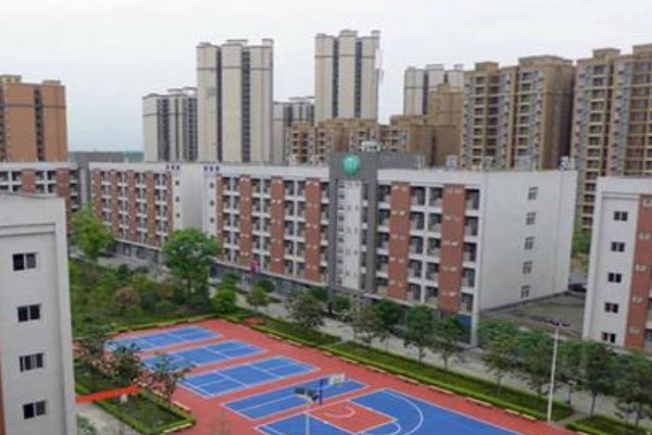 成都華商理工職業(yè)學(xué)校