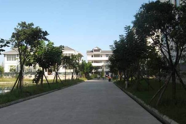 成都文武學(xué)校怎么樣
