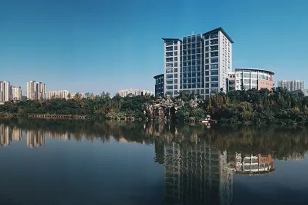 德陽科貿(mào)職業(yè)學(xué)院中職部升學(xué)保障