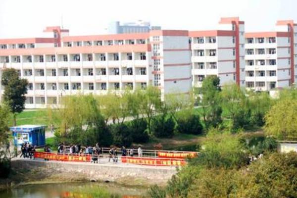 四川托普計算機學校軟件技術專業(yè)