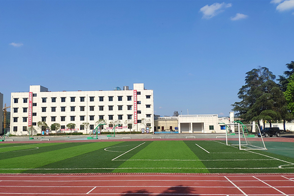 綿陽靈通學校