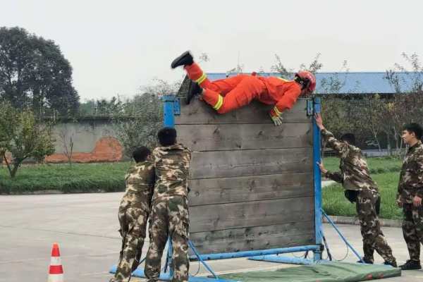 天府新區(qū)航空旅游職業(yè)學(xué)院
