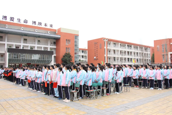 四川省金堂中學(xué)招生錄取分?jǐn)?shù)線