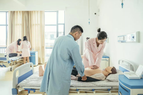 成都希望職業(yè)學校