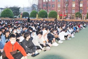 郫縣四川五月花技師學(xué)院管理怎么樣