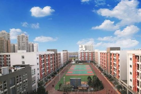 興科城市交通技工學(xué)校簡介