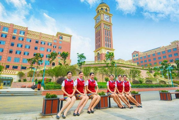天府新區(qū)航空旅游職業(yè)學(xué)院
