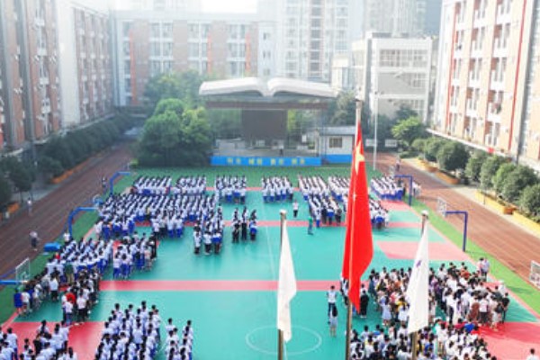 四川中職學(xué)校