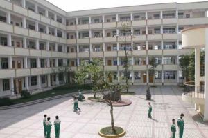 都江堰領川實驗學校好嗎_領川實驗學校是在鎮(zhèn)上嗎