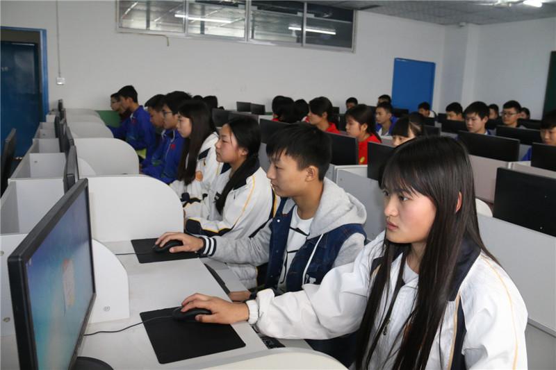 托普計(jì)算機(jī)學(xué)院計(jì)算機(jī)專業(yè)好不好