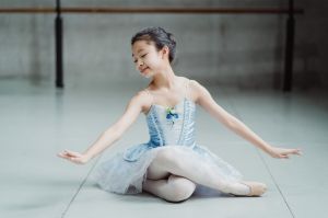 四川城市技師學(xué)院幼師工資高嗎