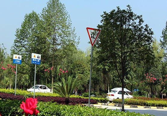 成都希望職業(yè)學校