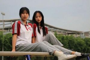 2021年四川省崇州市懷遠(yuǎn)中學(xué)高考喜報