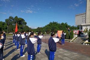 郫縣三中是普高嗎