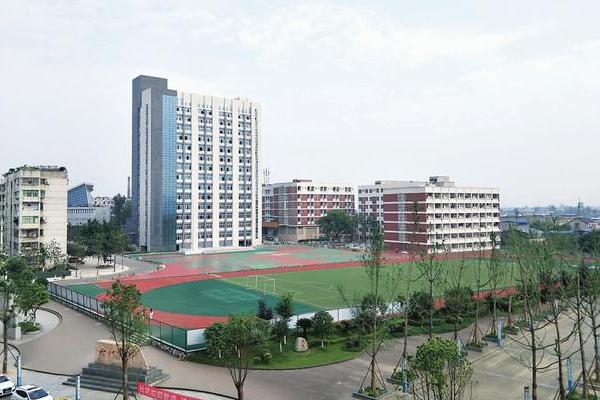 南充師范學(xué)校教師如何