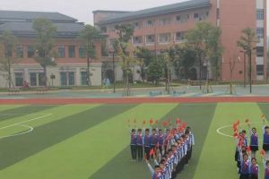 讀藝術(shù)學(xué)校有出路嗎 成都哪個藝術(shù)學(xué)校好