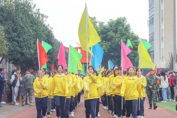 郫縣興科城市交通技工學(xué)校舉辦藝術(shù)節(jié)