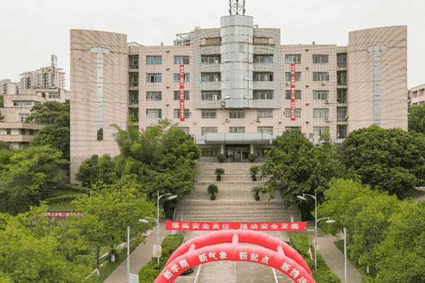 成都成工科技技工學校