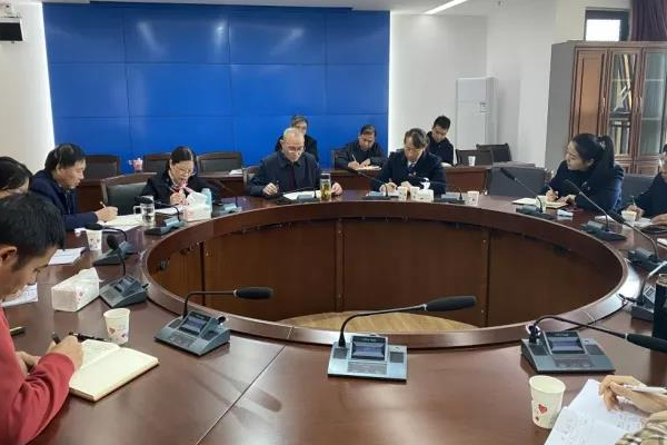 龍泉二中藝體教學