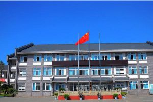 大邑安仁中學(xué)是不是重點高中 安仁中學(xué)老師好嗎