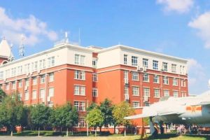 成都翔飛航空職業(yè)技術(shù)學(xué)校2022年招生簡(jiǎn)章