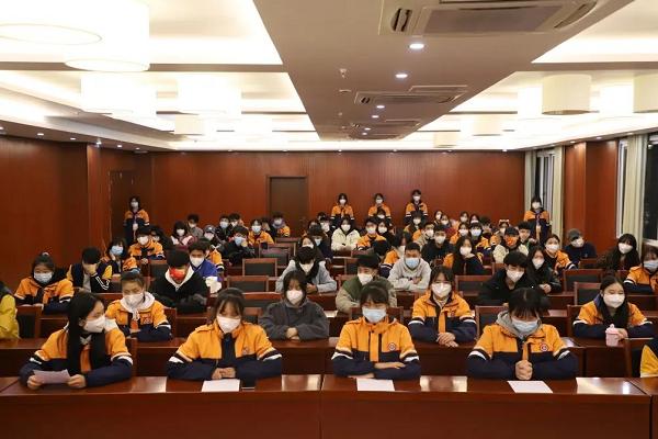 四川省南充師范學校是什么文憑
